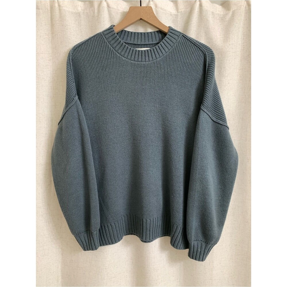 Hollister Ribbed Crewneck Sweater in Dusty Blue